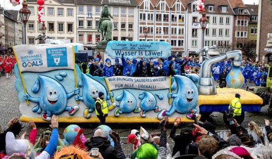 Grundfos-Pressebild-Karneval-Rosenmontagsumzug-2024.jpg