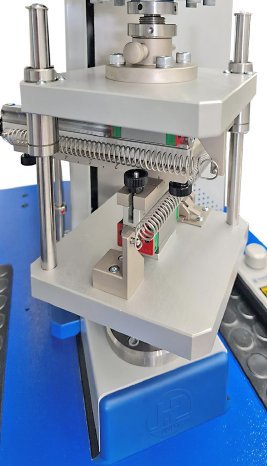 THS1456 Vorrichtung für Z-Zugversuch_103508.jpg