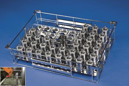Cleaning baskets effectively integrated into internal logistic processes achieve high cost savings by reducing unproductive and costly transfer processes.