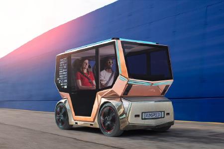 "miroSNAP": Um auch selbstständig die Batterie wieder aufzuladen, zeigt HARTING gemeinsam mit Kuka eine entsprechende, robotergesteuerte Ladestation / Bild: HARTING Stiftung & Co. KG