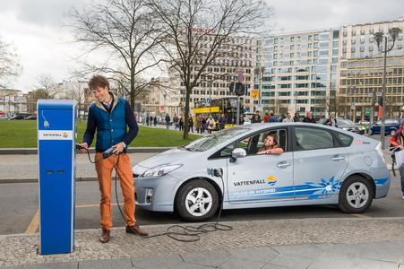 Kooperation für barrierefreie Elektromobilität
