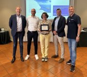 Amphenol Team handing the award over to Avnet Abacus