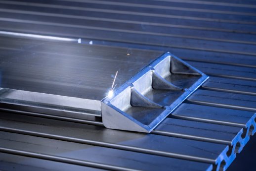 10-PM-Fraunhofer-IWS-Intelligentes-Laserschweisse-Bild01.jpg