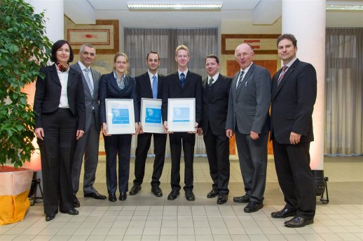Gruppenfoto der Gewinner des Carl-Freudenberg-Preises 2013.jpg