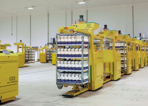 ek-robotics-Arla-Foods-Materialfluss-rgb-web.jpg