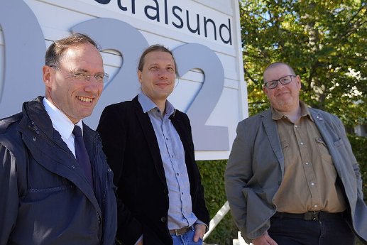 Prof. Dr.-Ing. Jens Ladisch (v. l.), Prof. Dr.-Ing. Mark Vehse und Prof. Dr. Christian Bunse.jpg
