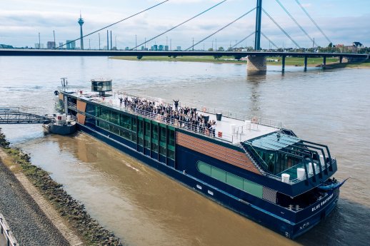 rehau-bluerhapsody-archipointrivercruise25.jpg