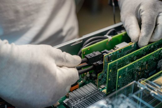 Serverproduktion Starline Computer GmbH.jpg