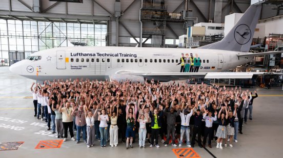 1920_2026-08-11_pr_neue_auszubildende_und_studenten_bei_lufthansa_technik_copyright_lufthansa_te.jpg