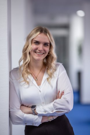 Herunterladen (1).jpg