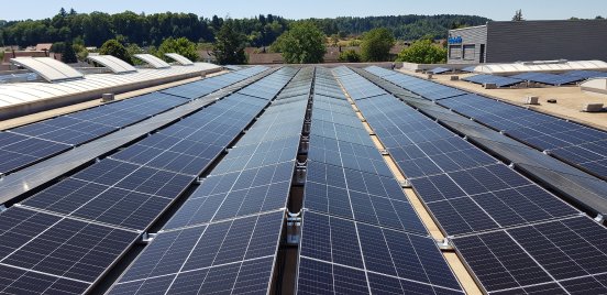 B_H_PV Anlage_Dach.jpg