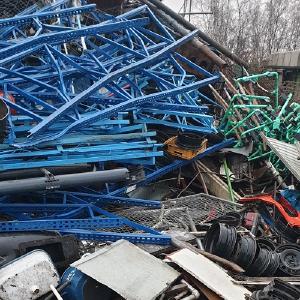 Kostenlose Schrottabholung in Dinslaken Wir sind mobil und kommen dort hin wo Sie uns brauchen. Schrottabholung direkt vor Ort, immer in Ihrer Nähe! Wir sind Schrotthändler, die in ganz Dinslaken Und Umgebung unterwegs sind. Kontaktieren Sie uns einfach per Telefon oder E-Mail.