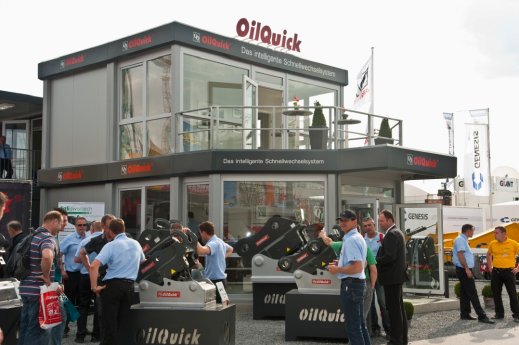 messezelt-oilquick.jpg