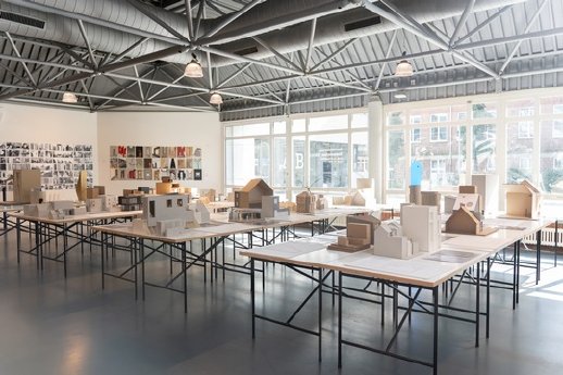 Sommerschau%20HSB%202024~a%20Ammann%20Foyer4.jpg