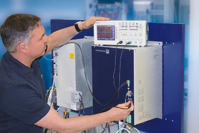 Die Servicetechniker von SIEB & MEYER verfügen über eine große Expertise in vielen Anwendungsbereichen – ein Plus nicht nur bei kundenspezifischen Projekten