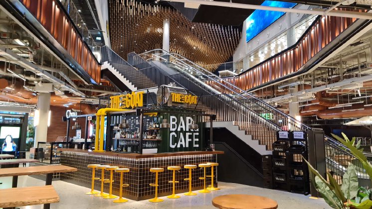 Westfield-Food-Court mit SAA-und Hintergrundbeschallung.jpg
