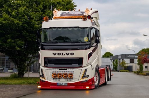 Volvo-FH16-6x2-Frechen_2