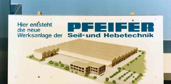 Am 18. November 1988 wurde das neue Werksgelände in der Dr.-Karl-Lenz-Straße offiziell eingeweiht. Die Bauarbeiten starteten 1987