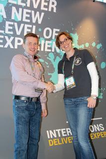 v.l.n.r. Sven Kayser, Attensity, und Julia Ullrich, Interactive Intelligence, gemeinsam auf der Kundenveranstaltung "Interactions" in Indianapolis, USA