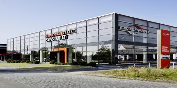 Zwei Jahre Nach Der Eroffnung Des Gebrauchtwagen Outlets In Nurnberg Zieht Leaseplan Deutschland Positive Bilanz Leaseplan Deutschland Gmbh Pressemitteilung Pressebox