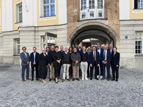 HMU-M-Eröffnung-Gruppenbild.jpg