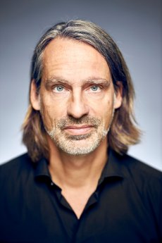 portrait-richard-david-precht-copyright-christian-o-bruch.jpg