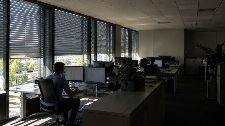 Jalousien im Büro.jpg