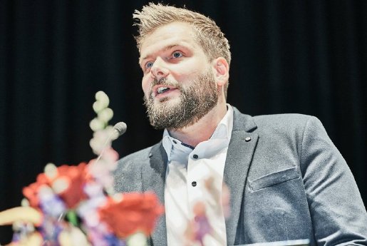 2019-106pe-Absolventenfeier2019_Nachlese_Foto5.jpg