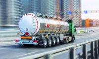 Gefahrguttransporte müssen sicher sein, nicht nur auf der Straße, auch auf Schienen, in der Luft und auf See.