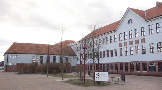 Gymnasium_Walter_Gropius_zukunft-raum-kleusberg.jpg