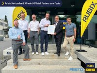 Bild (v. l. n. r.): Joel Ackle (Festo Distributor Management), Michael Gschwendtner (Rubix Distributor Management), Günther Zettl (Rubix Category Director Mechatronics), Tomislav Babic (Festo Head of Sales Distribution DACH), Jochen Diehm (CEO Rubix Switzerland), Thomi Antener (Rubix Leiter Vertriebsinnendienst).