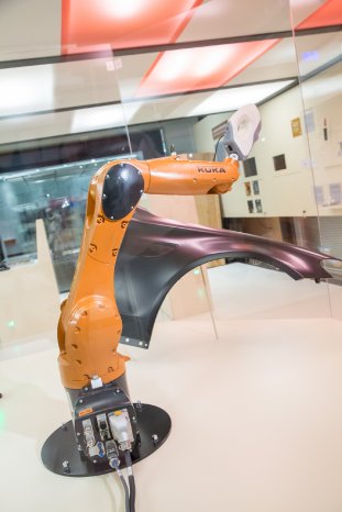 Artec Eva auf einem Roboterarm von KUKA  (3).jpg