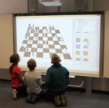 URANO_SMART Board.jpg