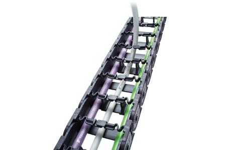 Die Energieführungsketten der Serie EasyTrax von TSUBAKI KABELSCHLEPP ermöglichen eine extrem schnelle Leitungsbelegung