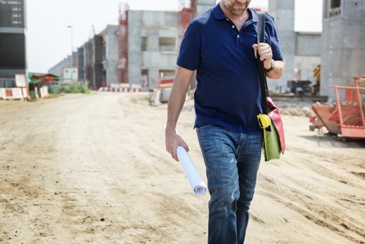 site-engineer-construction-site.jpg