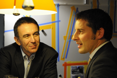 Urs Frick, Standortleiter Zürich, im Gespräch mit Hansruedi Nef, CEO bei der Aduno-Gruppe