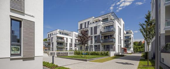 Das Wohnensemble der Göttinger Wohnungsgenossenschaft e.G. am Windausweg wird trotz seiner kompakten Bauweise höchsten Ansprüchen an Wohnkomfort und Energieeffizienz gerecht, Foto: Caparol Farben Lacke Bautenschutz/Martin Duckek