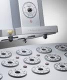 Erhöht die Maschinenlaufzeiten durch konsequente Senkung der Rüstzeiten um bis zu 90 %: AMF-Nullpunktspannsystem Zero-Point.