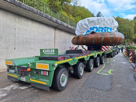 20261028_Spektakulärer Schwertransport - Spirale für Pumpturbine wird angeliefert _Pumpspeicherk.jpg