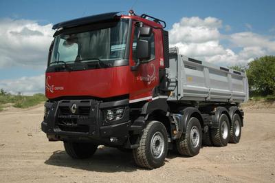 Im Außengelände der Messe wird das Sondermodell Renault Trucks K "Skorpion" aus der Baustellenbaureihe in einer 8x4 Version mit 480 PS zu sehen sein
