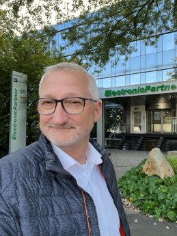 Michael Seebach_comTeam.jpg