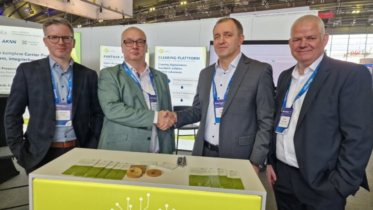 2603_Besiegelung_der_Partnerschaft_purtel_bitconex.jpg