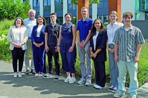 Azubis sind die Zukunft _PM EUROBAUSTOFF_2025.jpg