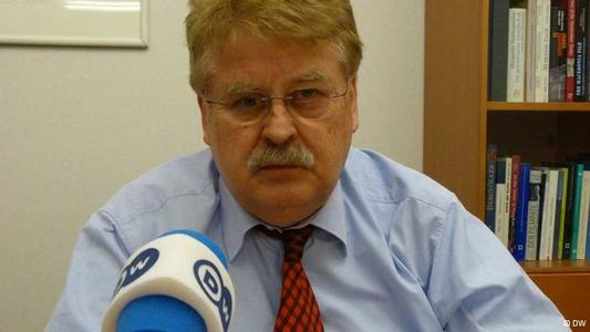 Brok: The US and Europe must "establish a new relationship" after NSA scandal
