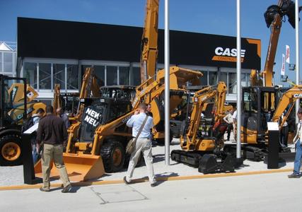 Losberger Emporium am Messestand von Case bei der bauma 2007