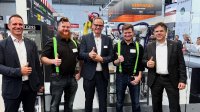 v.l.n.r.: Oliver Deifel (Bizerba), Jaron Kilian (KILIVATIONS), Thomas Lichtenberger (Schmalz), Jonas Kilian (KILIVATIONS) und Ralf Winkelmann (FANUC) präsentieren die gemeinsame Partnerschaft zur Automatisierung der Lebensmittelbranche auf der automatica 2025. v.l.n.r.: Oliver Deifel (Bizerba), Jaron Kilian (KILIVATIONS), Thomas Lichtenberger (Schmalz), Jonas Kilian (KILIVATIONS) und Ralf Winkelmann (FANUC) präsentieren die gemeinsame Partnerschaft zur Automatisierung der Lebensmittelbranche auf der automatica 2025.