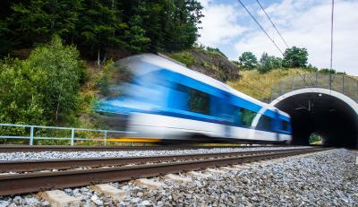 DEHN bietet alles für die Bahnerdung aus einer Hand – Personen schützen und den Bahnbetrieb sichern mit DEHN