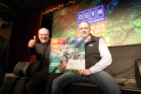 VDWF-Präsident Professor Thomas Seul (l.) und VDWF-Geschäftsführer Ralf Dürrwächter freuen sich über die Auszeichnung als Finalist beim DGVM Innovation Award "Verband des Jahres 2018"