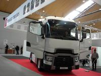 Auf der NUFAM in Karlsruhe zeigt Renault Trucks den International Truck of the Year 2015, den Renault Trucks T Highsleeper Cab