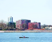 Cologne Oval Offices: ein „Green Buildung“ von Sauerbruch Hutton Architekten